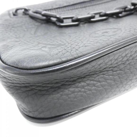 LOUIS VUITTON Black Monogram Clutch Bag - Picture 3 of 8